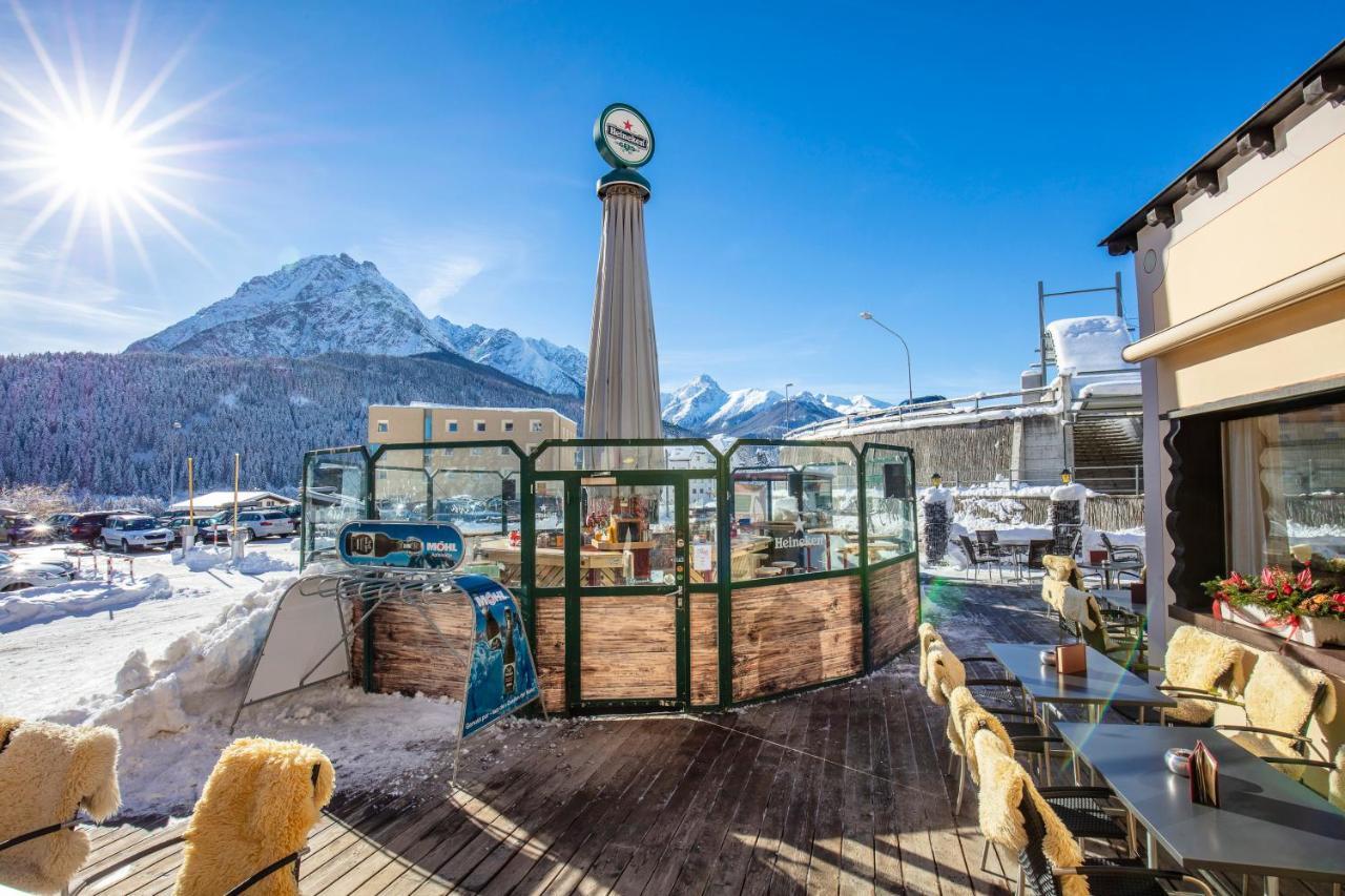Hotel Bellaval Scuol Exteriér fotografie